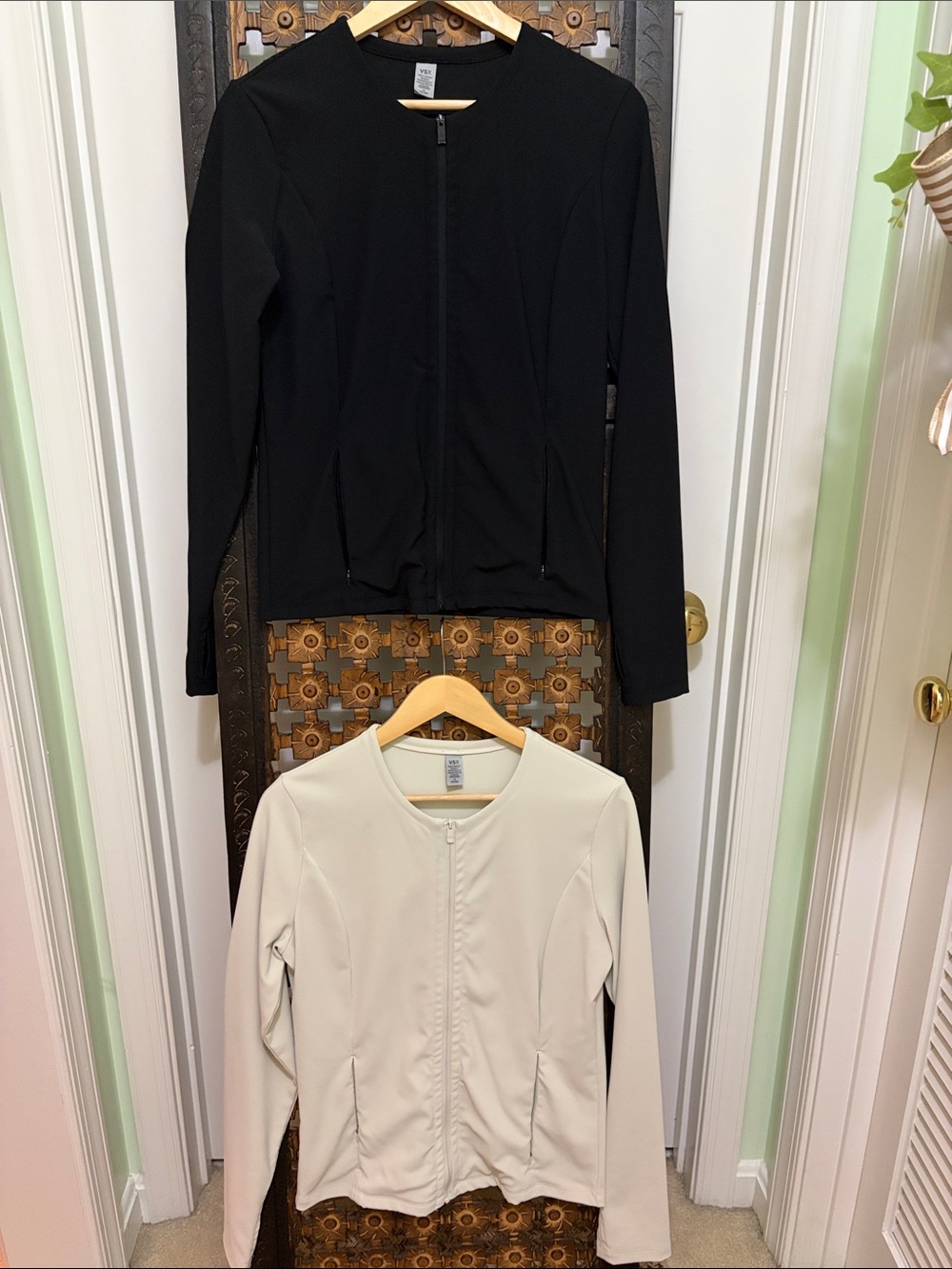 2 Victoria’s Secret VSX Women’s Long Sleeve Zip Front Jacket - Black & Cream